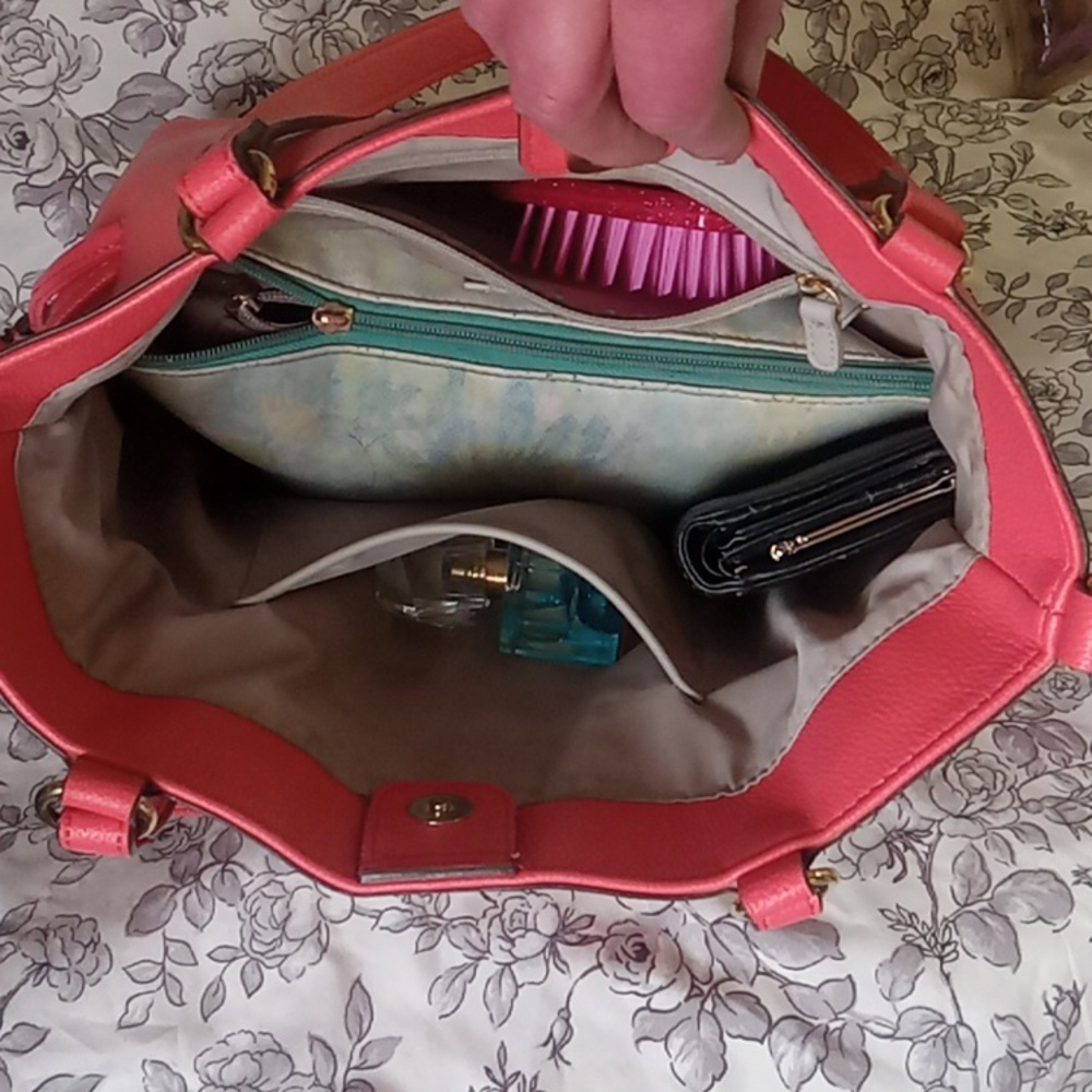 Neiman Marcus Handbag - Picture 7 of 16